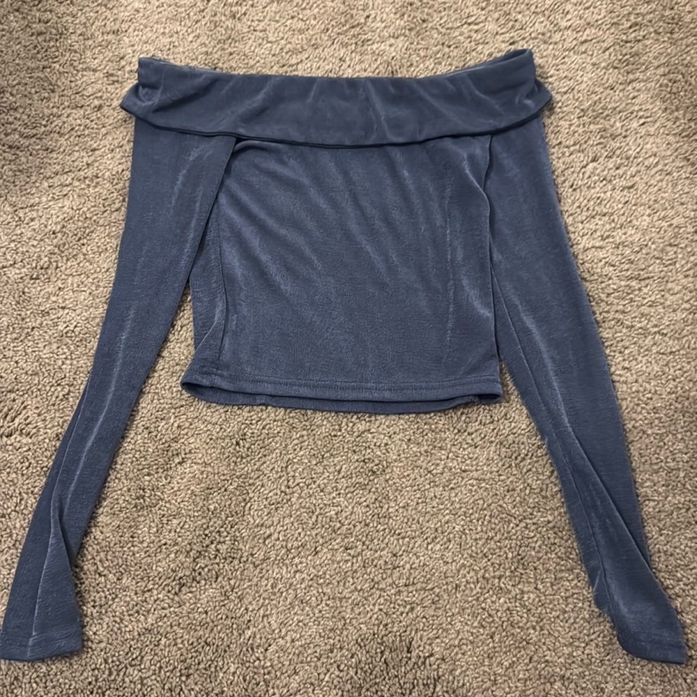 Going out long sleeve top